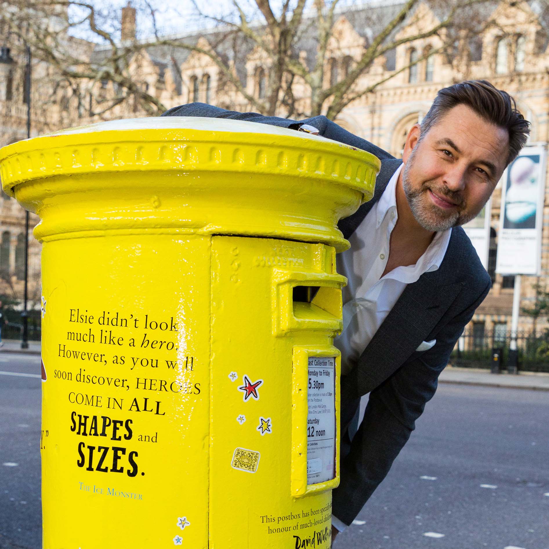 The World of David Walliams Post Box! - The World of David Walliams